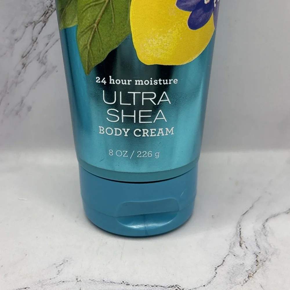 Bath & Body Works Sheer Cotton & Lemonade Ultra Shea Body‎ Cream 8 Oz Signature